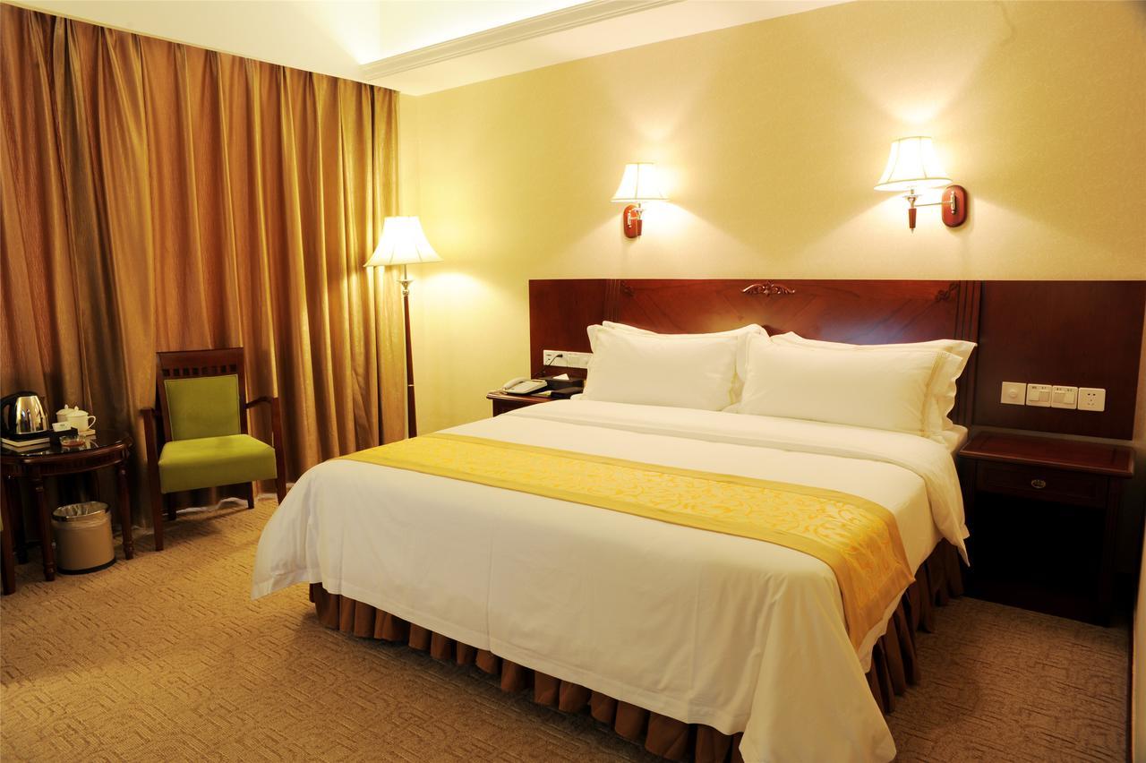 Vienna Hotel Guangzhou Airport מראה חיצוני תמונה