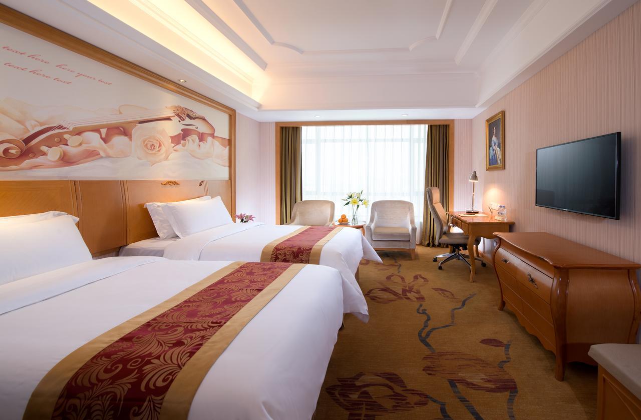 Vienna Hotel Guangzhou Airport מראה חיצוני תמונה