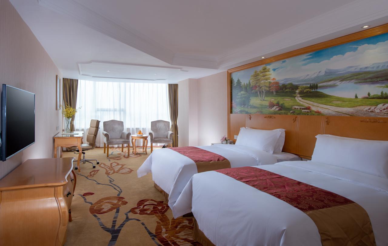 Vienna Hotel Guangzhou Airport מראה חיצוני תמונה