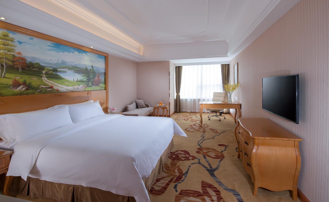 Vienna Hotel Guangzhou Airport מראה חיצוני תמונה